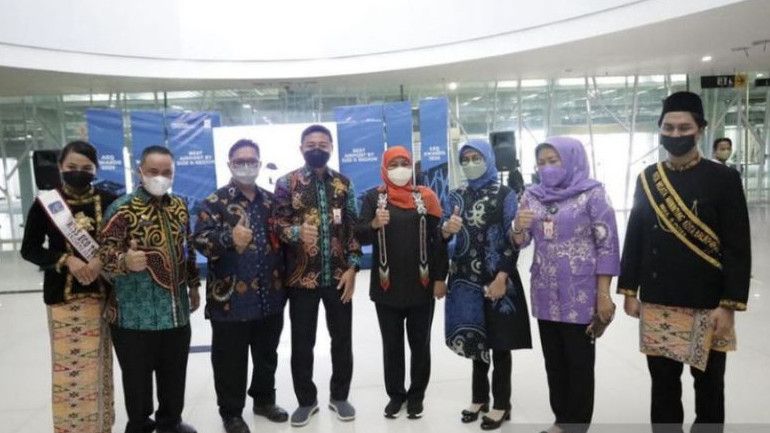 Aksi Gubernur Jatim Khofifah Indar Parawansa Bawa Tanah dan Air dari 7 Sumber Kerajaan Majapahit untuk IKN Nusantara