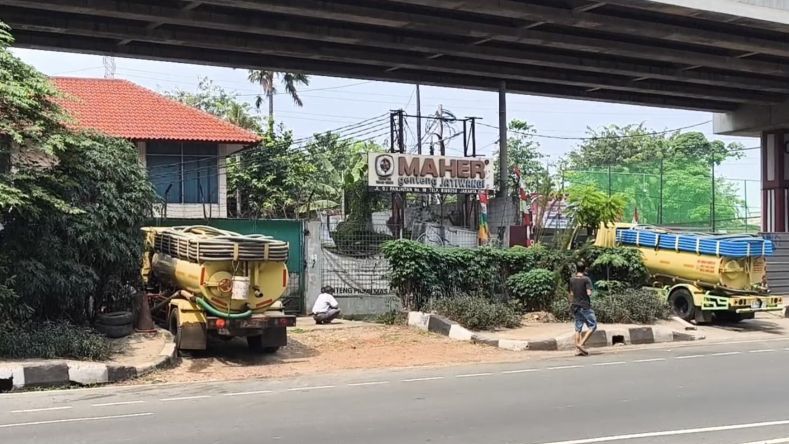 Viral Truk Limbah Diduga Buang Tinja di Saluran Air DI Panjaitan, DLH DKI Jakarta Siap Beri Sanksi