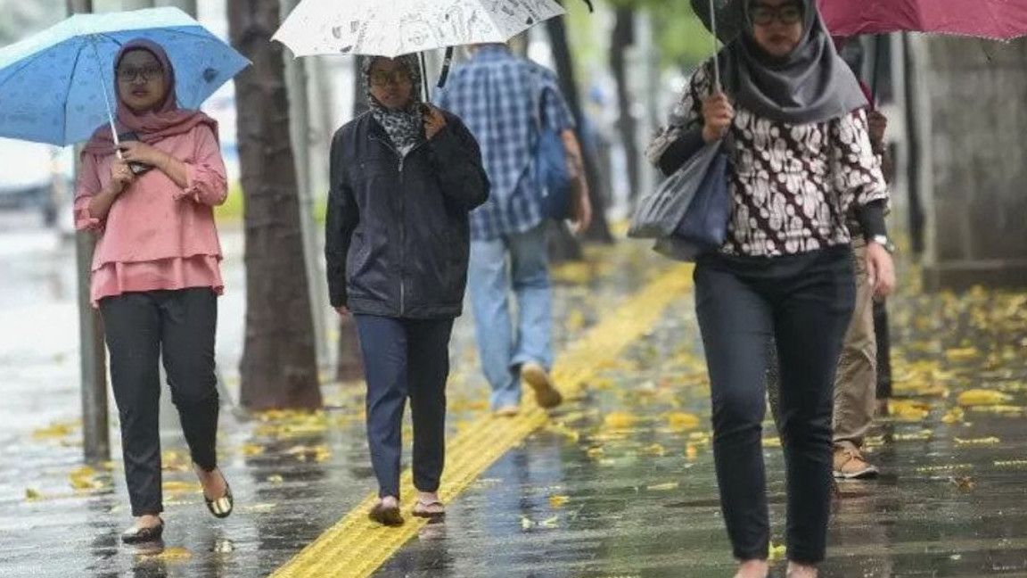 Waspada Hujan Petir di Jakarta Hari Ini