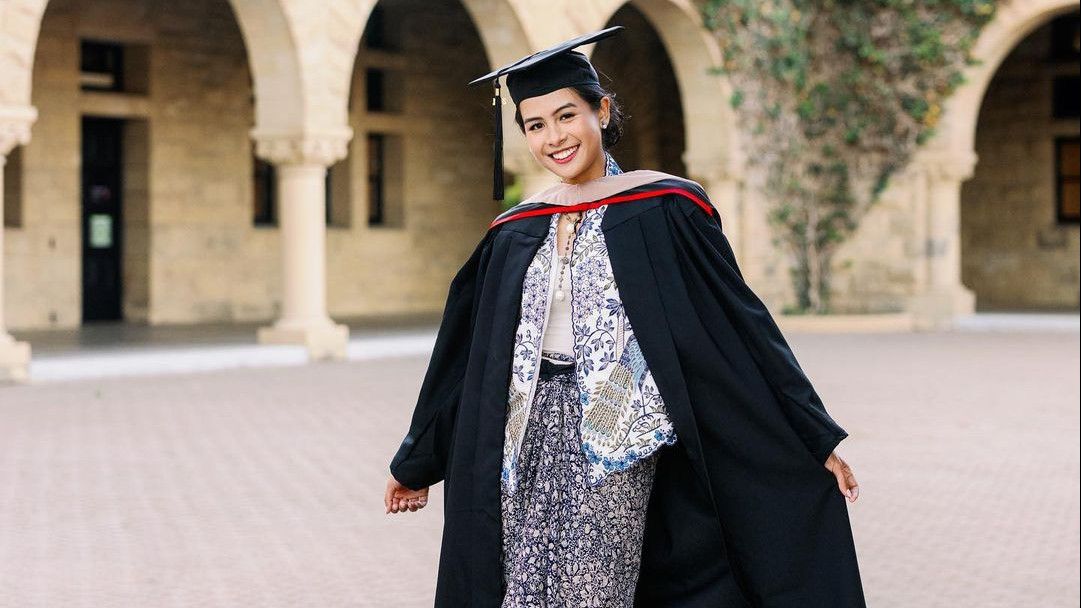 Maudy Ayunda Raih Gelar S2 di Stanford University, Netizen Nyinyir Bilang Ujungnya Jadi IRT