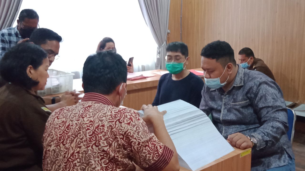 Tersangka Penipuan Binomo Fakarich Tiba di Medan, Kejari Medan: Dikawal 18 Jaksa
