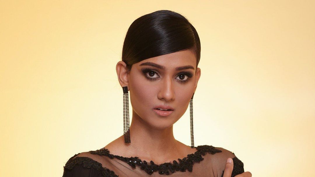 Miss World Malaysia 'Diserang' Netizen +62 Gegara Klaim Batik Berasal dari Negaranya: Klaim Terus, Gak Ada Kreatifnya..