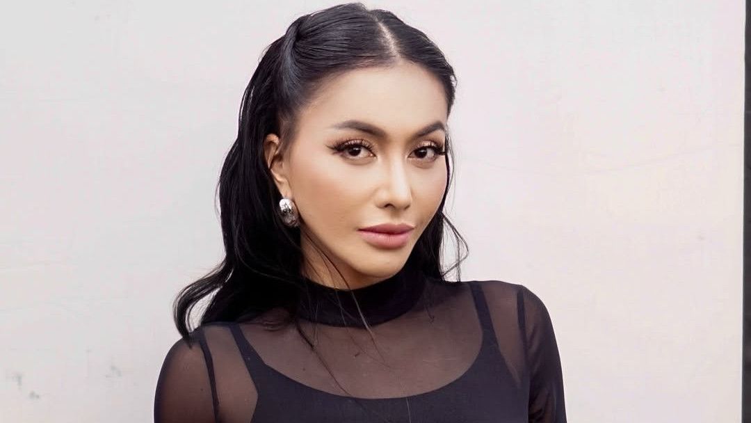 Tanpa Air Mata, Denada Akui Ressa Rosano Anak Kandungnya: Kekhilafan Saya