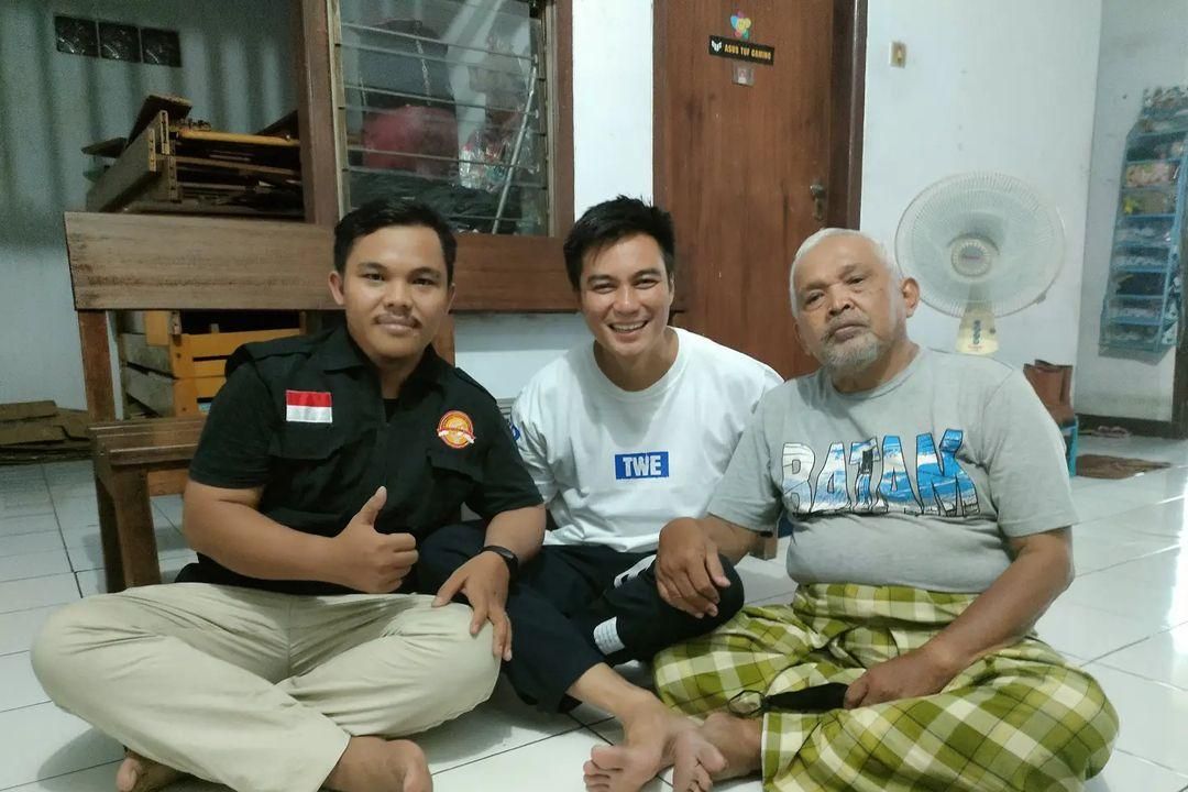 Pertemuan Baim Wong dan Kakek Suhud (Foto: Instagram/@gerakmenebarkebaikan)