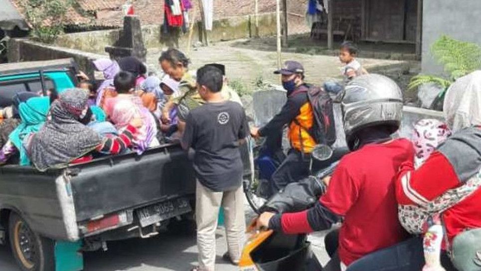 Jalani Tes Cepat, 9 Pengungsi Gunung Merapi di Magelang Reaktif COVID-19