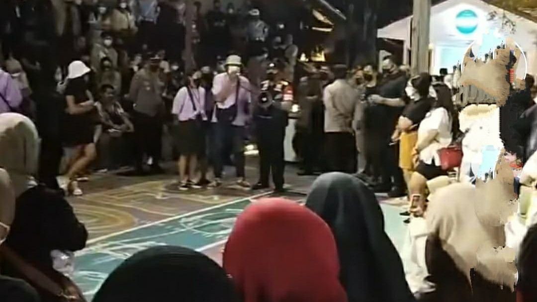 Kecewakan Penonton, Konser Tulus di Bandung Dibatalkan Sejam Sebelum Mulai karena Belum Dapat Izin