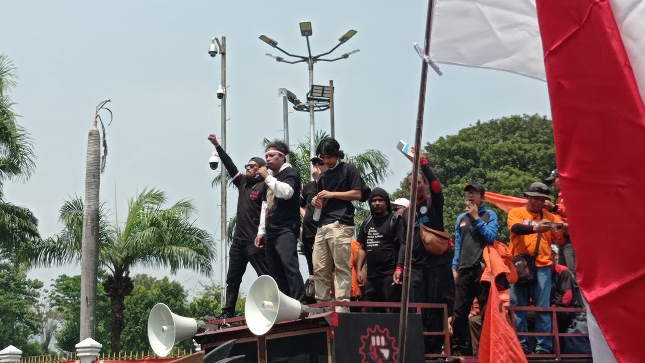 Komedian Abdur Arsyad Ikut Demo di DPR, Singgung Kumpulan Orang-Orang Tolol