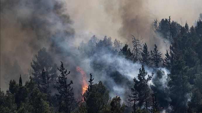 Hizbullah Luncurkan Serangan Balasan ke Israel, Targetkan Markas Intelijen di Galiloit