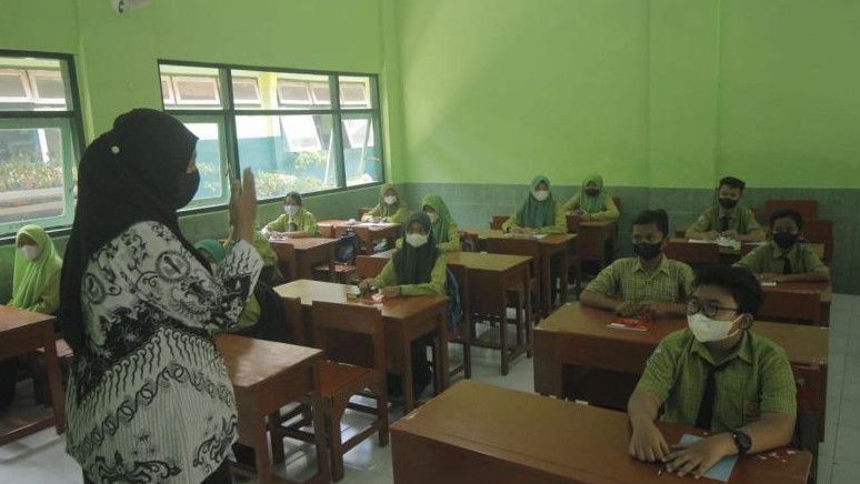 Anies Baswedan Minta PTM Sekolah di Jakarta Dihentikan, KPAI Beri Dukungan Penuh