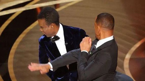 Kena Sanksi Tegas, Will Smith Dilarang Hadiri Perhelatan Oscar Selama 10 Tahun, Imabas Hajar Chris Rock