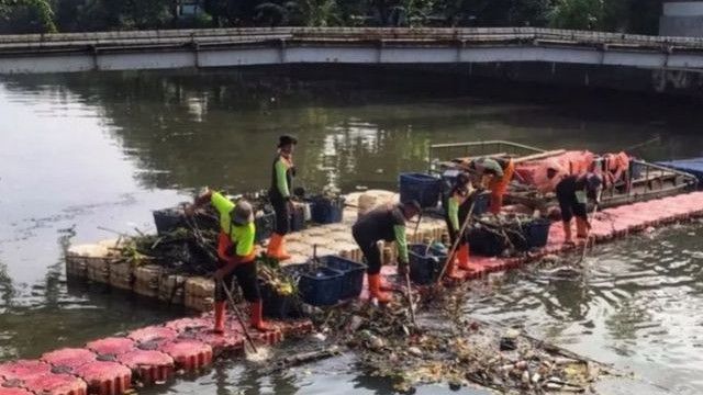 Wagub Riza Minta Warga DKI Jakarta Ubah Mindset Soal Sungai: Kita Masih Jadikan Sebagai Tempat Sampah Raksasa
