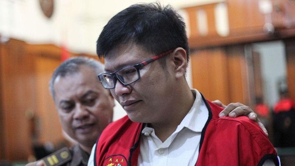 Anggota DPR Maki Hakim Pembebas Ronald Tannur dalam Kasus Pembunuhan Pacar