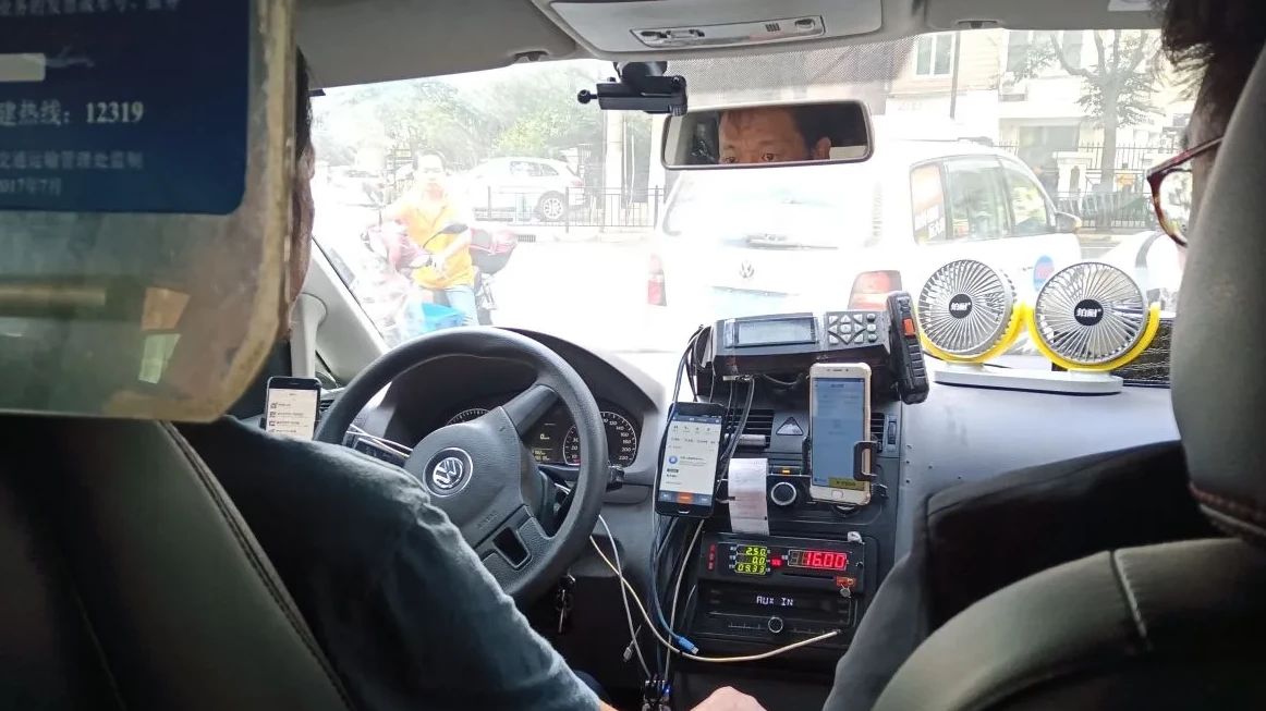 Mobil Driver Taksi Online Dirampok di Bekasi, Pelaku Minta Uang Tebusan Rp70 Juta