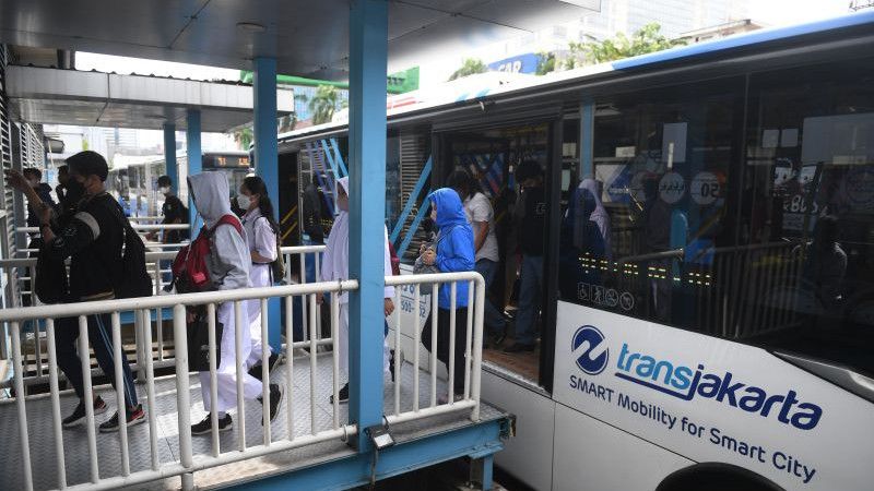 Catat! Mulai 15 April, TransJakarta Tutup 11 Halte Untuk Direvitalisasi ...