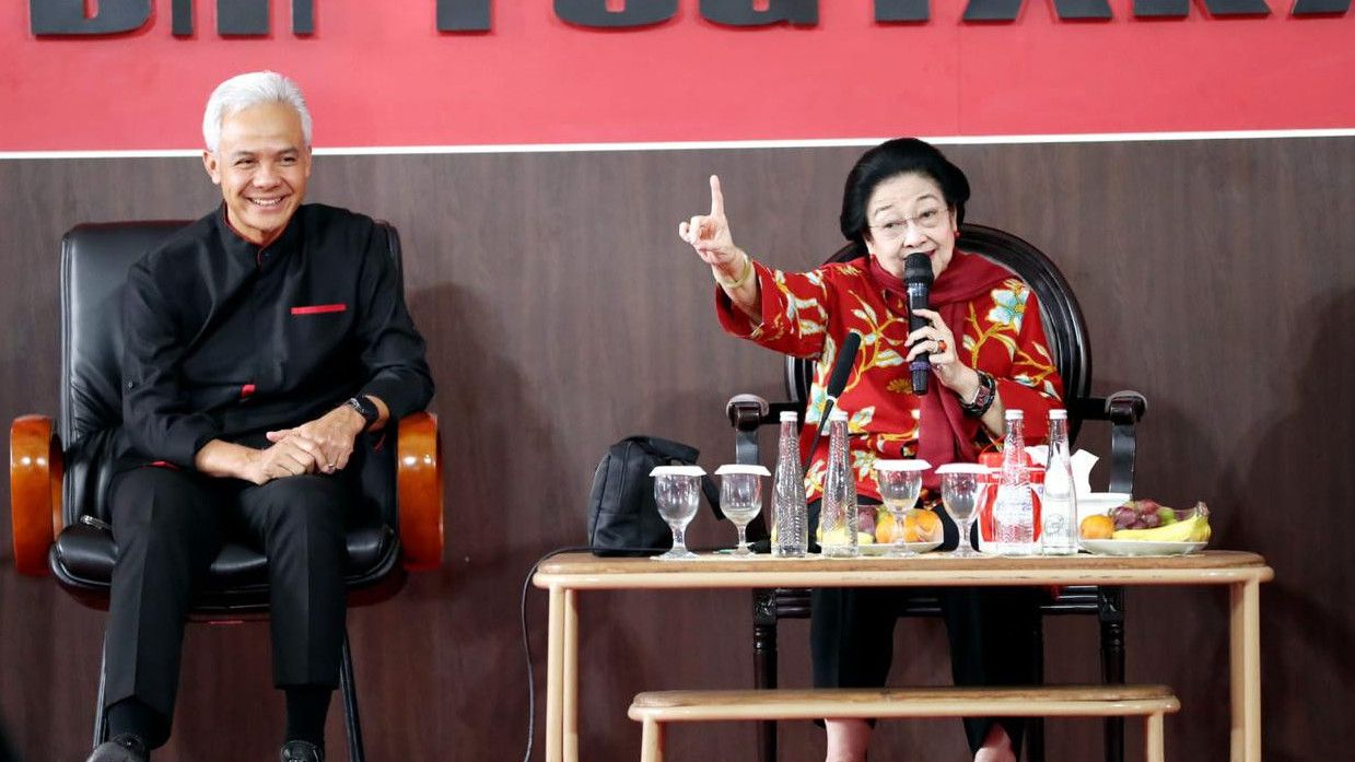 Disebut Gentar Hadapi Koalisi Gemuk Prabowo, Megawati: Dia Siapa Bikin PDIP Panik?