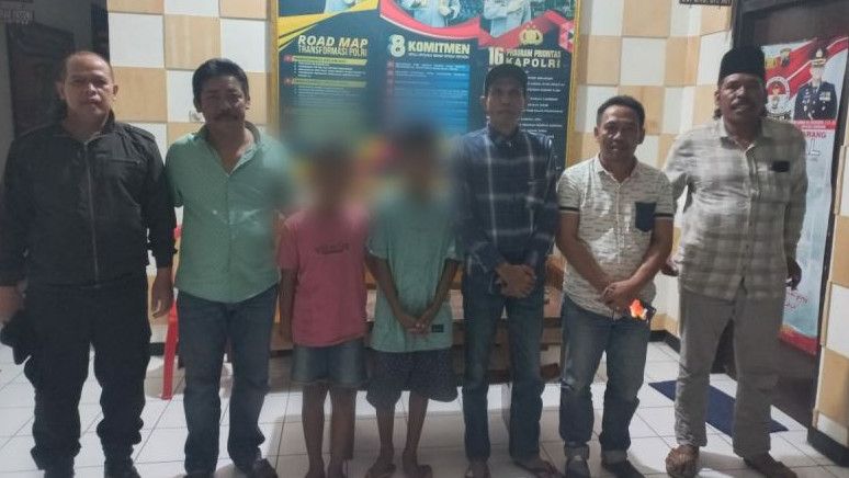 Viral Dua Bocah SD dari Madura Nekat Naik Motor ke Jakarta Tanpa Pakai Helm, Hanya Bermodalkan Uang Rp100 Ribu