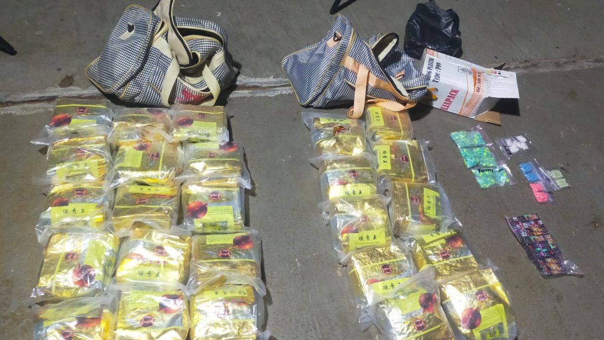 Bareskrim Gagalkan Penyelundupan 25 Bungkus Sabu-Ekstasi di Jakut