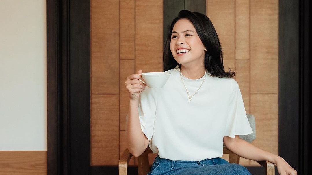 Debut Maudy Ayunda sebagai Produser di Film Ki Hadjar Dewantara