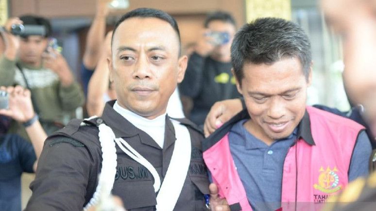 Kadis DLH Kota Tangsel Wahyunoto Jadi Tersangka Kasus Pengelolaan Sampah  Rp75,9 Miliar
