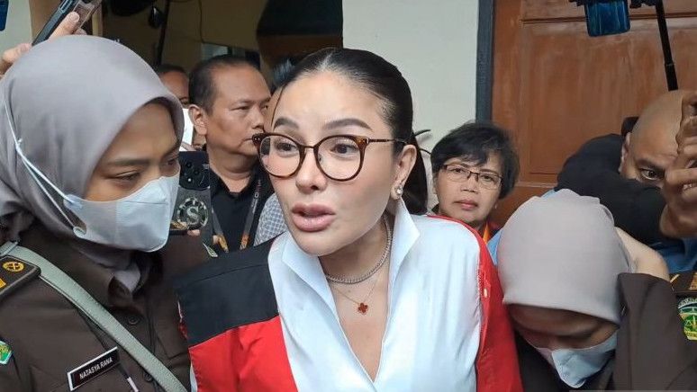 Minta Keadilan ke Prabowo, Nikita Mirzani: Tolong Luruskan Hukum di Indonesia