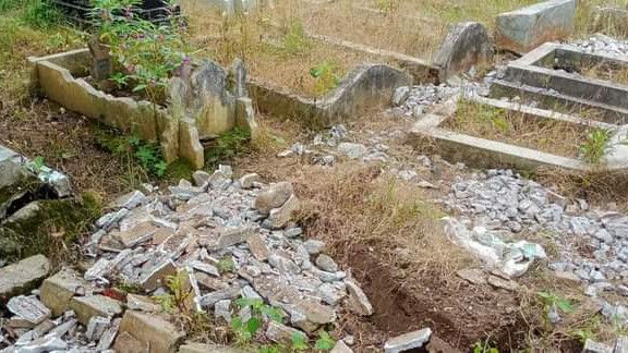 Viral! Puluhan Makam di Binjai Timur Hancur, Diduga Besi Pondasi Dicuri Maling