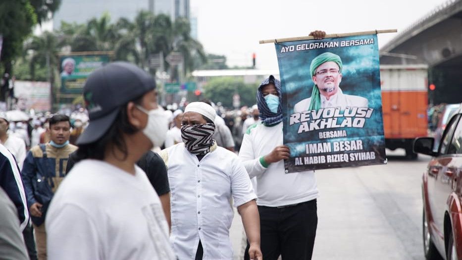 TNI Klaim Copot 900 Spanduk Rizieq Shihab, Pangdam Jaya: FPI Minta Dipasang Lagi, Mereka Siapa?