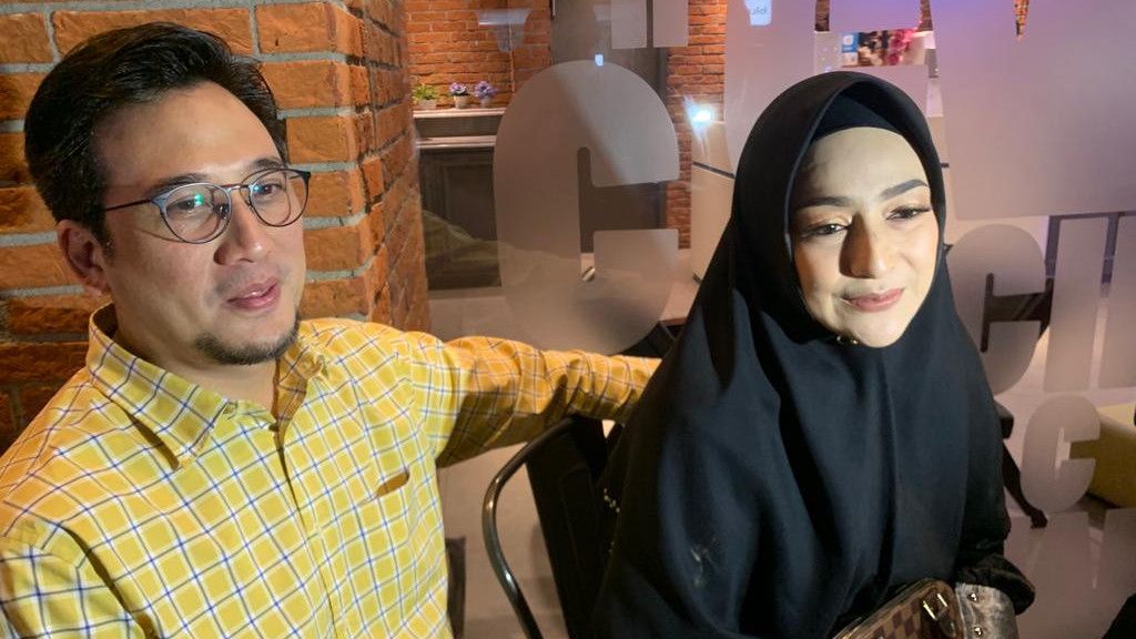 Habiskan Ramadan Bersama Keluarga, Cindy Fatika Sari dan Tengku Firmansyah Istirahat Syuting