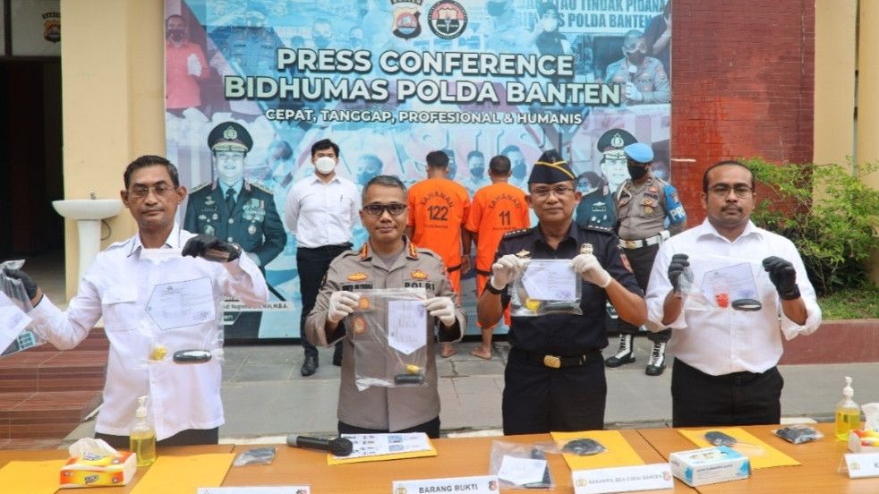 Dua Warga Aceh Selundupkan 455 Gram Sabu Lewat Anus, Keciduk di Bandara Soetta