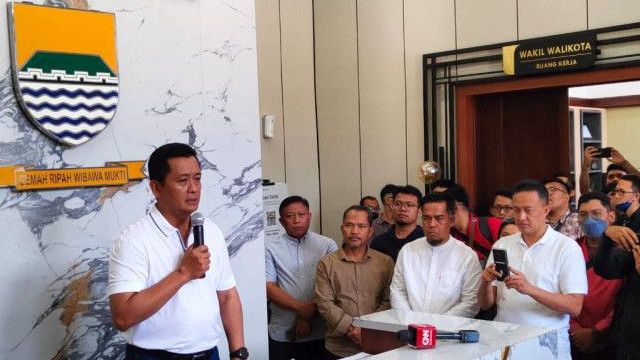 Sekda Bandung Ema Sumarna untuk Sementara Gantikan Yana Mulyana Jadi Wali Kota