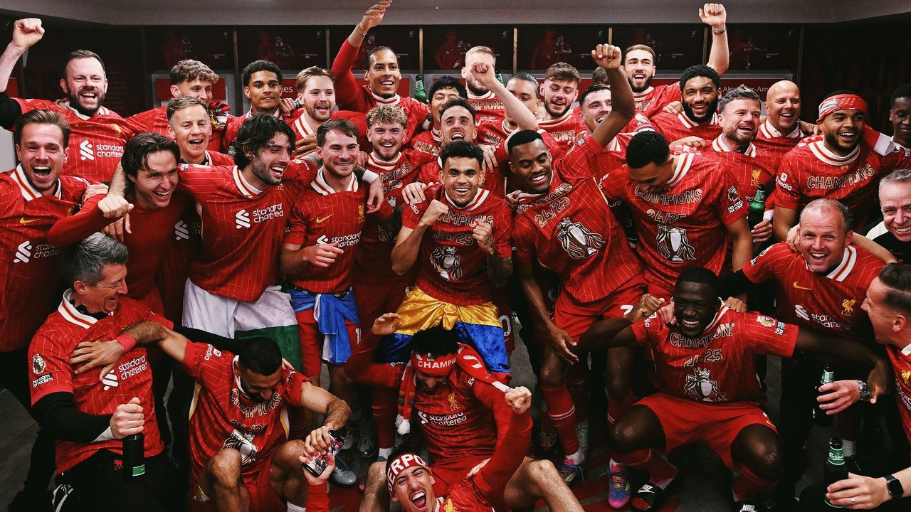 Juara EPL Lagi, Liverpool Samai Rekor Manchester United