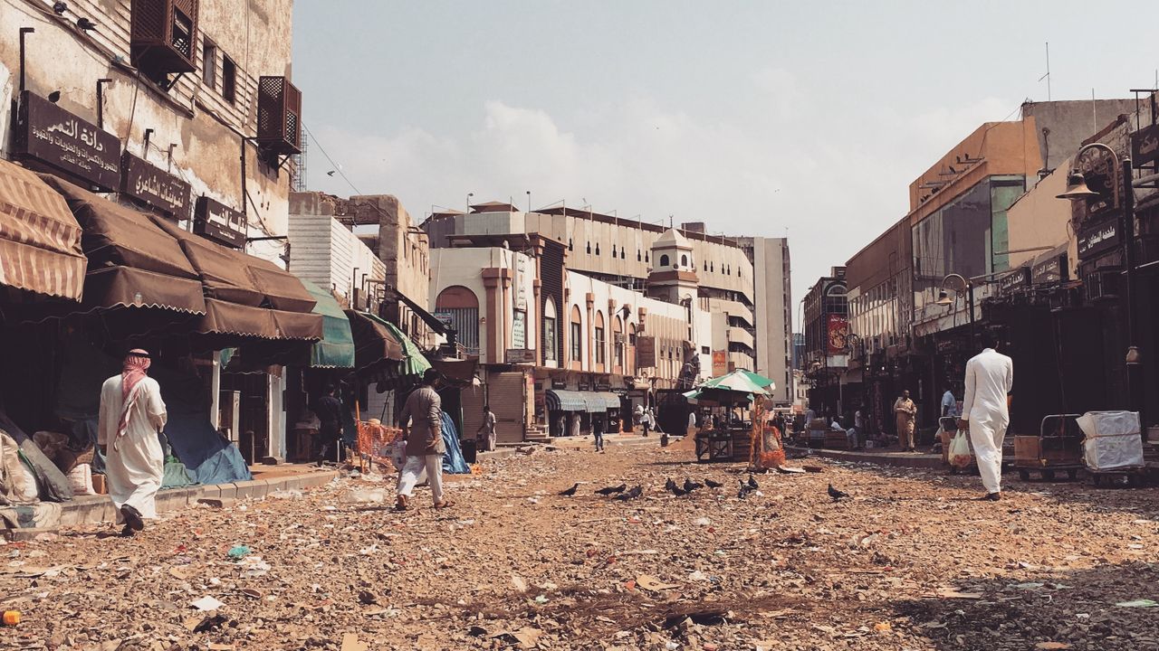 Bom Rakitan Meledak di Tengah Upacara Peringatan Perang Dunia I di Jeddah