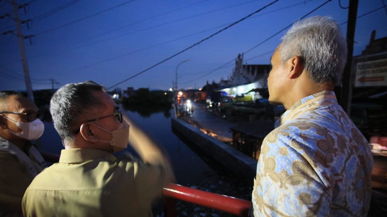 Banjir Rob Terjang Semarang, Ganjar Minta Pemda Standby