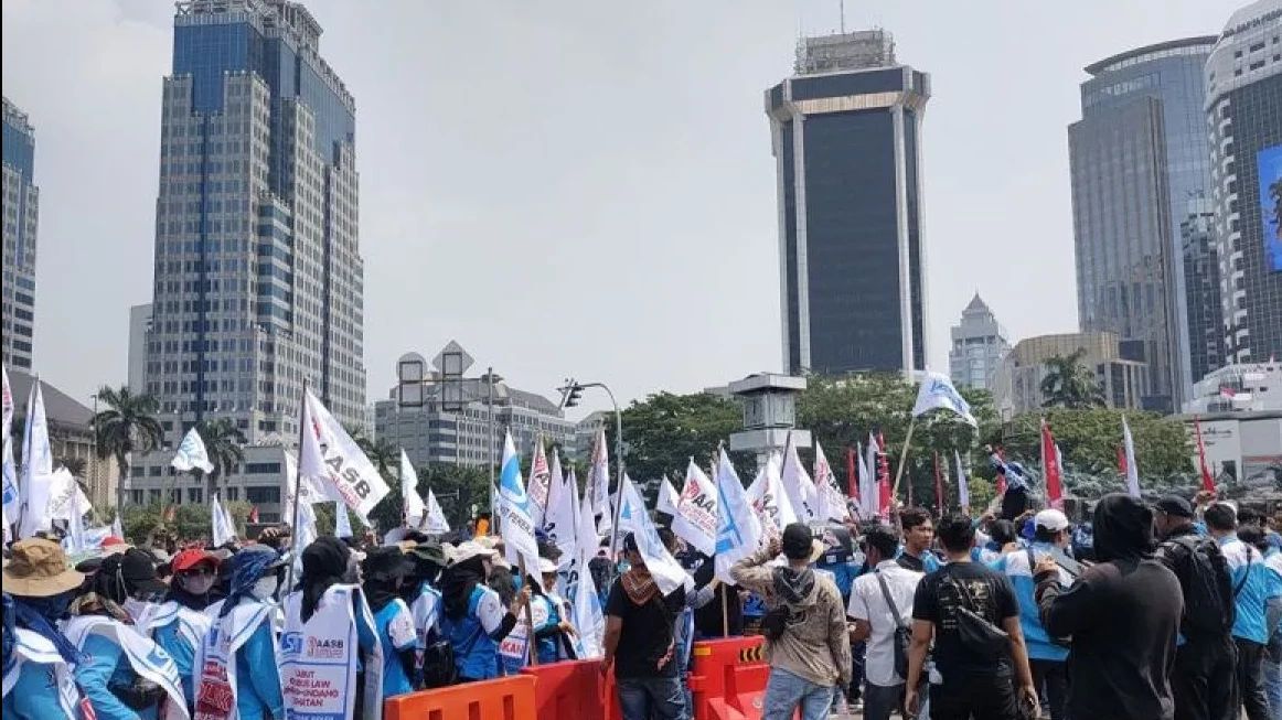 Ada Demo Tapera, TransJakarta Alihkan Rute