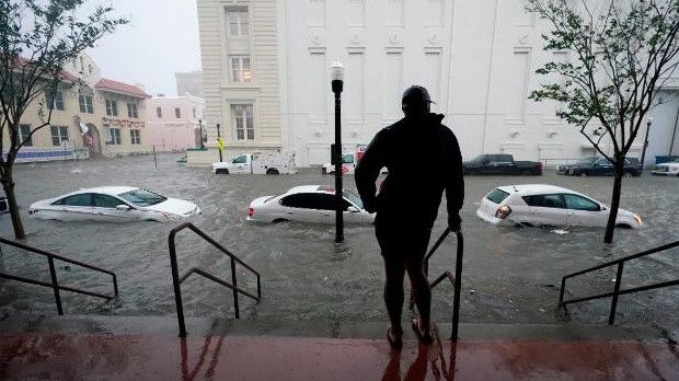 Badai Sally di AS Sebabkan Bangunan Hancur dan Banjir Setinggi 1 Meter