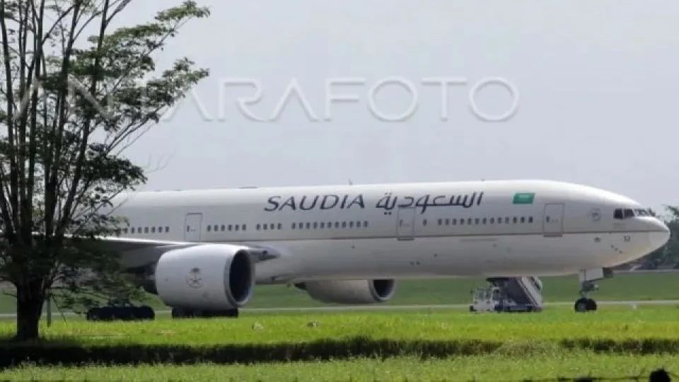 Densus 88 Buru Pelaku yang Sebar Ancaman Bom ke Maskapai Saudia Airlines