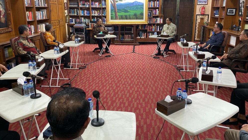 Momen SBY Sapa Anies dan Tim 8 Koalisi Perubahan di Cikeas Bogor