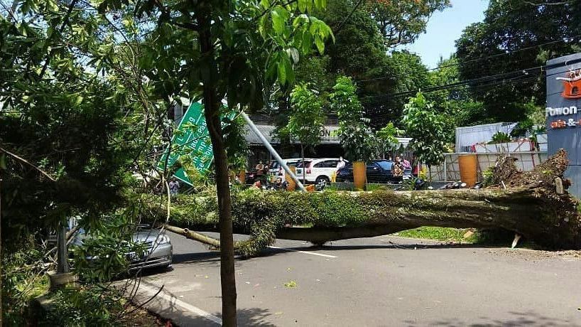 Cuaca Ekstrem di Jawa Barat Diprediksi hingga Akhir April