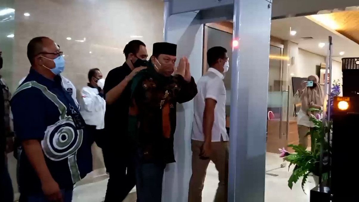 Yahya Waloni Dijerat Pasal Berlapis, Netizen Sarankan di Sel Sebelahan dengan M Kece: Biar Bisa Berdebat Sepanjang Masa..