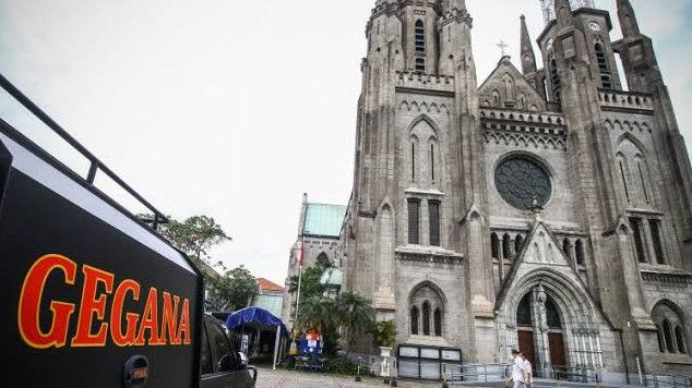 Polres Metro Jakpus Pastikan Keamanan Gereja Katedral Saat Perayaan Paskah