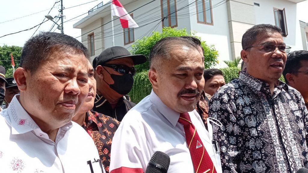 Pengacara Brigadir J Kamaruddin Simanjuntak Dilaporkan Dirut Taspen Atas Dugaan Hoaks
