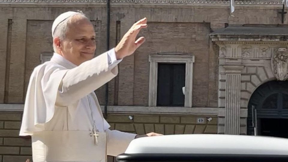 Gereja Katolik di Gaza Kena Hajar, Paus Leo ke Netanyahu: Lindungilah Tempat Ibadah!