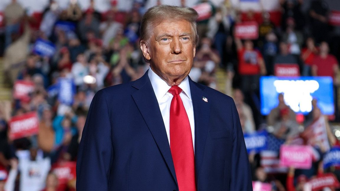 Akui Bisa Habisi Ali Khamenei, Trump Minta Iran Menyerah Tanpa Syarat