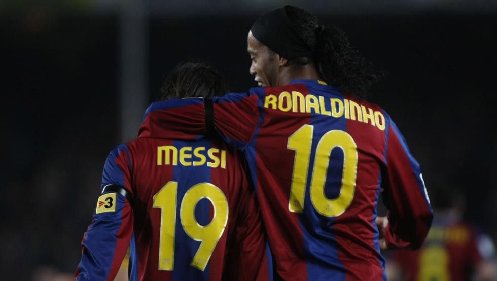 Jika Messi Pensiun di Barcelona, Ronaldinho: Istirahatkan Nomor 10