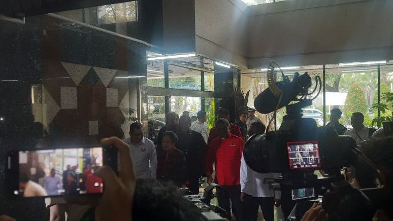 Empat Ketum Parpol Koalisi Ganjar Pranowo Rapat Perdana, Arsjad Rasjid dan Andika Perkasa Juga Hadir