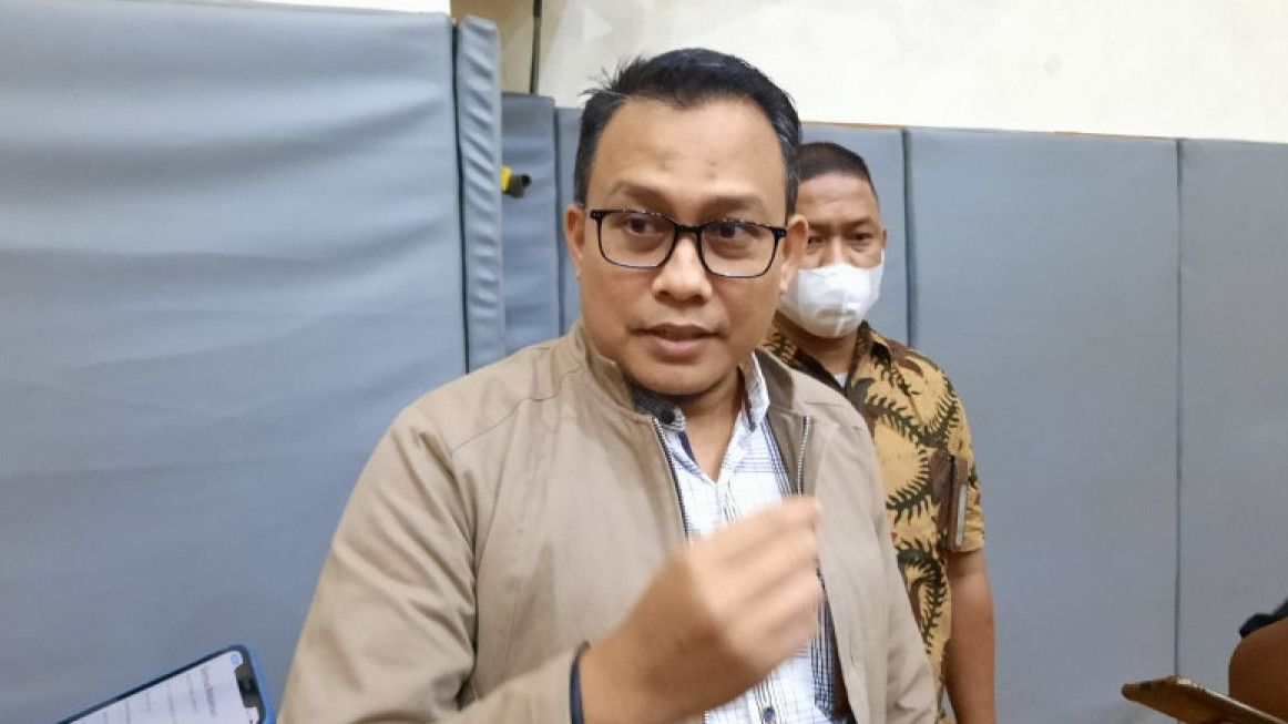 KPK Periksa Eks Dirut PT Taspen Antonius Kosasih Terkait Dugaan Investasi Fiktif