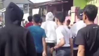 Gara-Gara Pembangunan Pos Ronda, Dua Kampung di Makassar Bentrok Sambil Bawa Parang