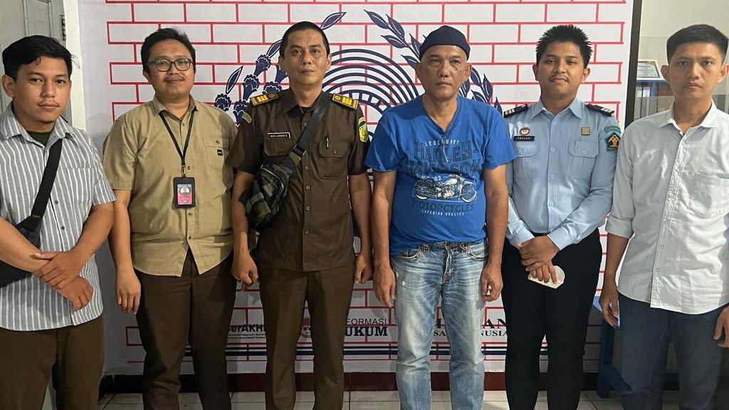 Sempat Melenggang Bebas Usai Vonis, Kini Koruptor RS Batua Erwin Hatta Ditahan Kejari Makassar