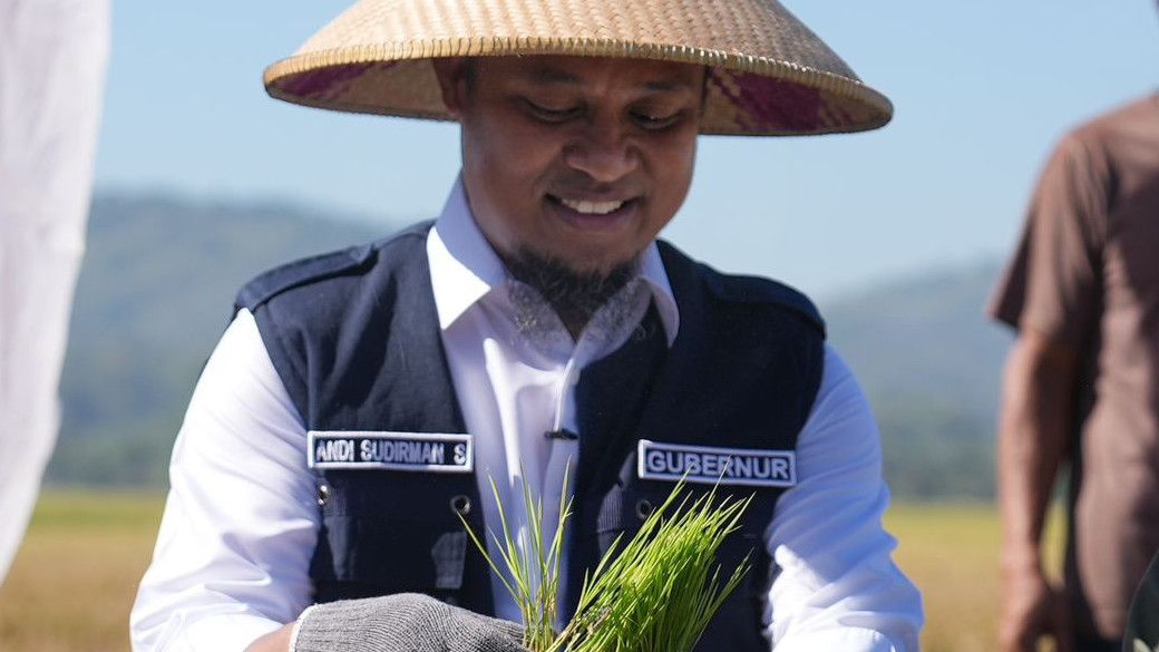 Hati-Hati, Nama Gubernur Sulsel Sudirman Sulaiman Dicatut untuk Menipu Lewat Facebook