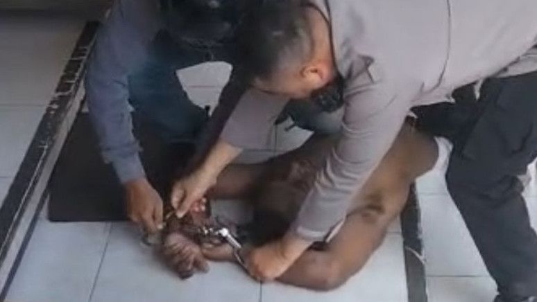 Detik-detik Penangkapan Pria yang Mengancam Warga Pakai Panah di Kelapa Gading Jakut