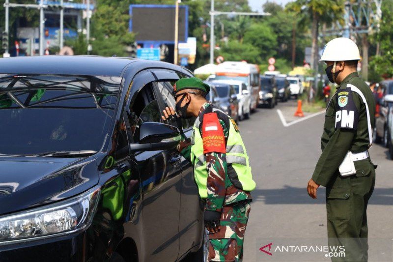 Jelang PSBB Jakarta, Polisi Antisipasi Ledakan Pengunjung ke Puncak Bogor